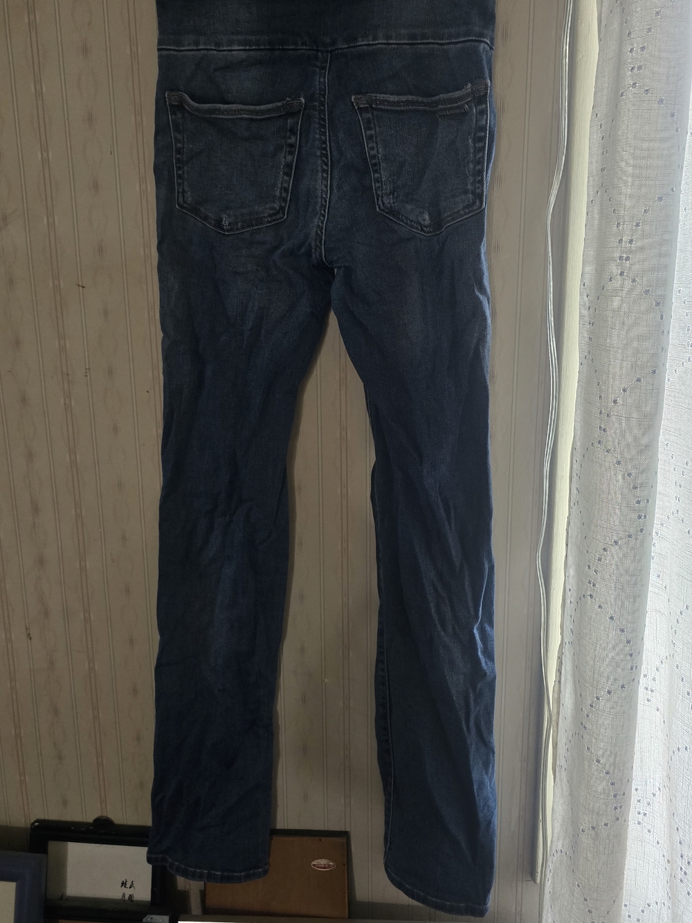Rock & Republic Dark Blue Straight Jeans